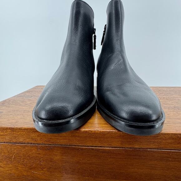 COLE HAAN Landry Bootie NEW $240 Waterproof Leather Size 8B - Picture 3 of 11